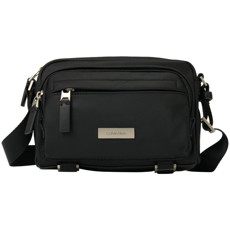 Calvin Klein Minimalist Metal Logo Casual Commuter Portable Fabric Crossbody Bag Men bags Space-Black 4D3339G-UB1 Basic Set (Bag)
Calvin Klein Minimalist Metal Logo Casual Commuter Portable Fabric Crossbody Bag Men bags Space-Black 4D3339G-UB1 Basic Set (Bag)