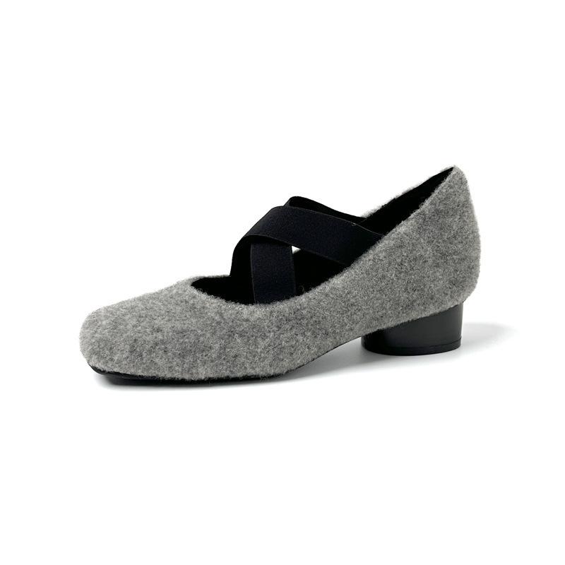 Sheepskin version~ Versatile temperament square head shallow mouth single shoes women s 2025 summer small inner height increase commuting Mary Jane 33
Sheepskin version~ Versatile temperament square head shallow mouth single shoes women s 2025 summer small inner height increase commuting Mary Jane 33