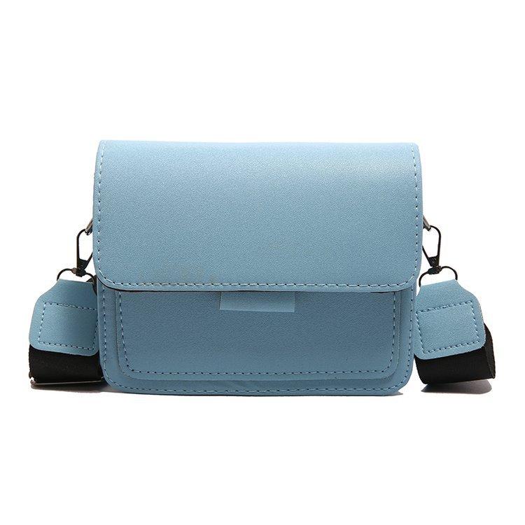 Fashion women s bags versatile shoulder bags women s spring and summer new retro solid color casual simple messenger small square bags One size fits all озеро синього кольору
Fashion women s bags versatile shoulder bags women s spring and summer new retro solid color casual simple messenger small square bags One size fits all озеро синього кольору
