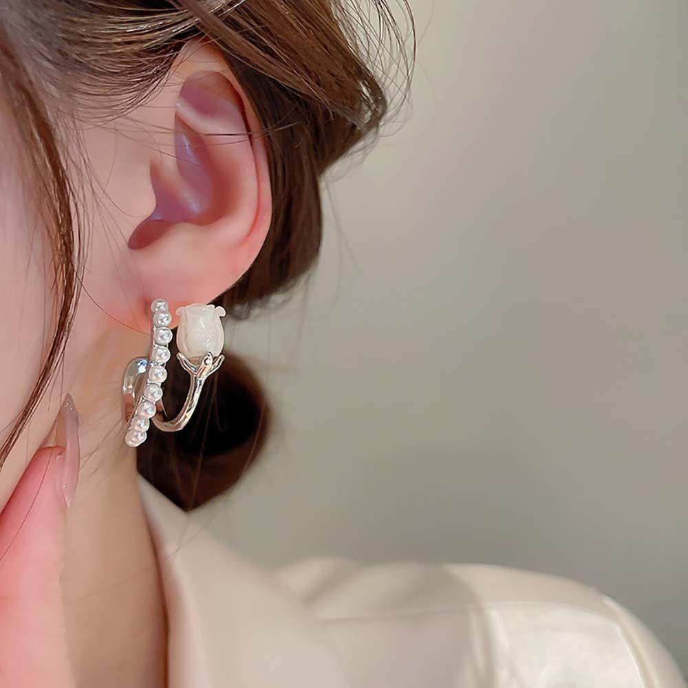 Stud Earrings Pearl Tulip Flower Earrings Korean Style Earrings Fashion Jewelry Women Hoop Earrings серебряный
Stud Earrings Pearl Tulip Flower Earrings Korean Style Earrings Fashion Jewelry Women Hoop Earrings серебряный