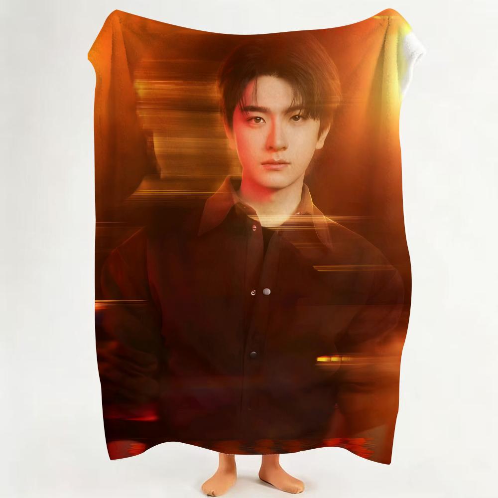 Star L Lin Y Yi Throw Flannel Throw Blanket Suitable for Sofa Living Room Bedroom 75cmx90cm
Star L Lin Y Yi Throw Flannel Throw Blanket Suitable for Sofa Living Room Bedroom 75cmx90cm