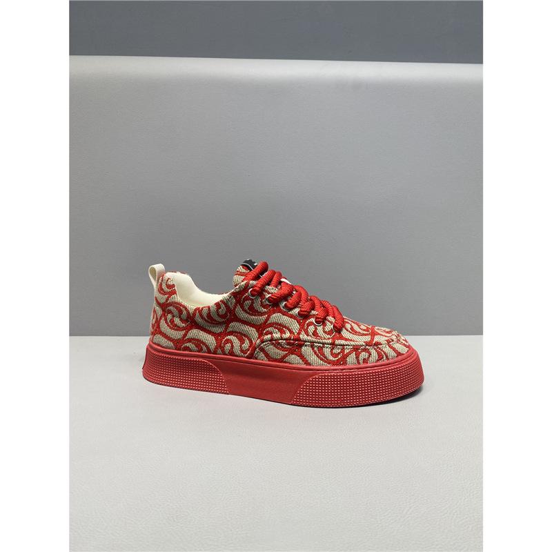 Autumn new low-top soft-soled casual board shoes outdoor wear-resistant sports shoes natal year red flat heel 38 красный
Autumn new low-top soft-soled casual board shoes outdoor wear-resistant sports shoes natal year red flat heel 38 красный