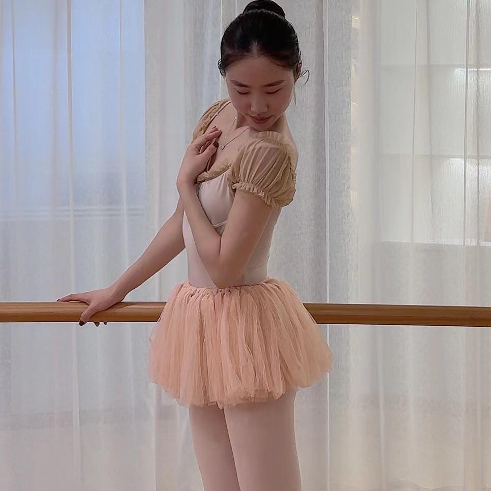 Yiling Women s Ballet & Gymnastics Pink Leotard for Body Shaping and Aerial Yoga 140 cm білий
Yiling Women s Ballet & Gymnastics Pink Leotard for Body Shaping and Aerial Yoga 140 cm білий