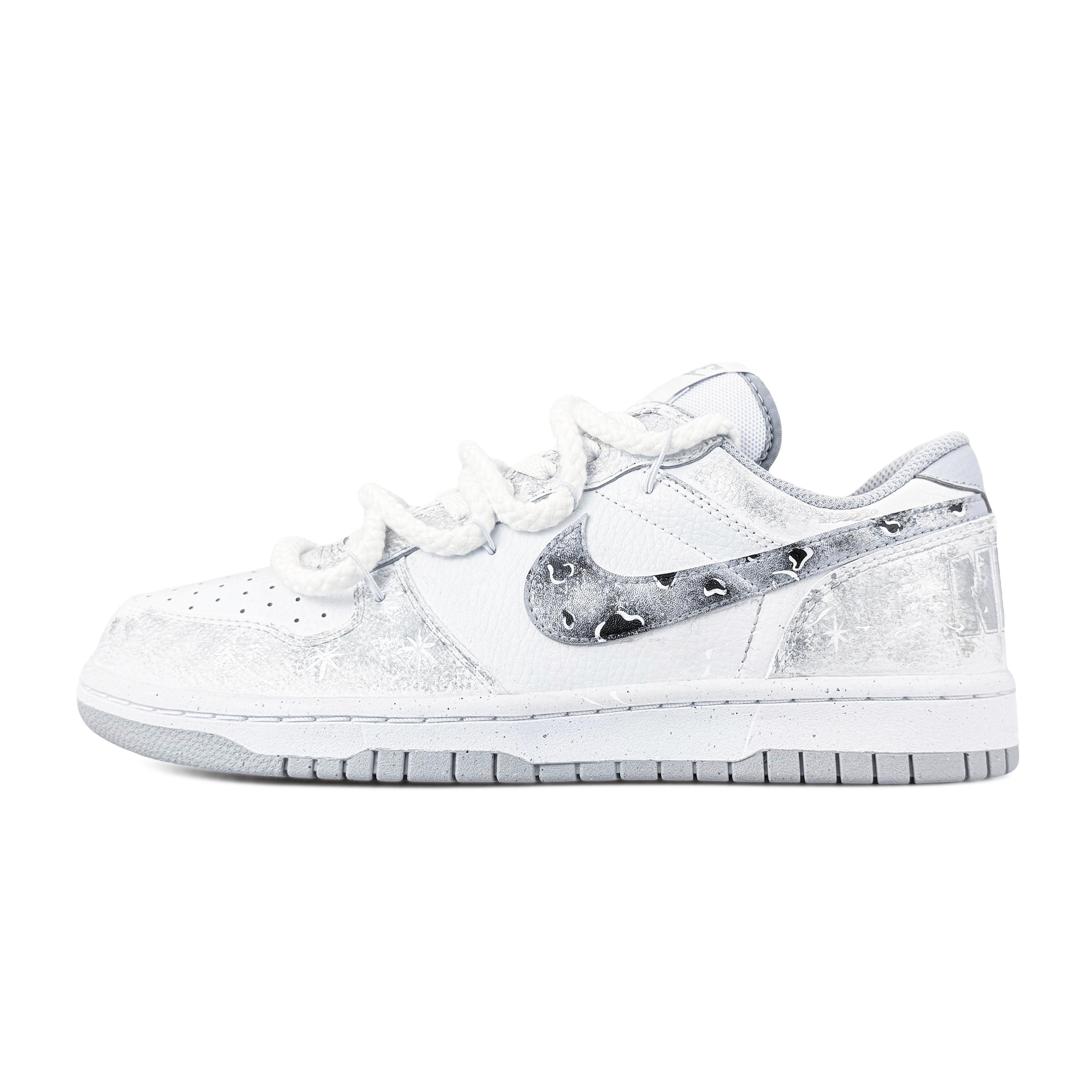 Nike Dunk Cushioning Coverage Slip Resistant Low top Skateboard Shoes Men s Gray White 355152-106(Team537-) 44.5
Nike Dunk Cushioning Coverage Slip Resistant Low top Skateboard Shoes Men s Gray White 355152-106(Team537-) 44.5