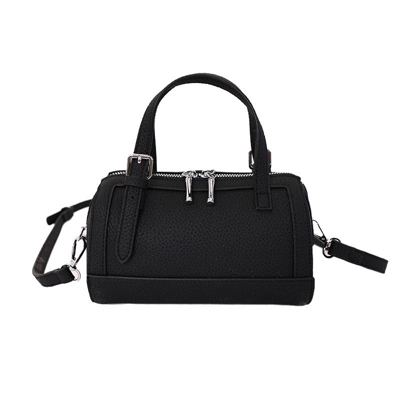 Korean Style Simple Ladies Pillow Bag Fashionable Shoulder Bag Handbag Small Casual Crossbody Bag for Women
Korean Style Simple Ladies Pillow Bag Fashionable Shoulder Bag Handbag Small Casual Crossbody Bag for Women