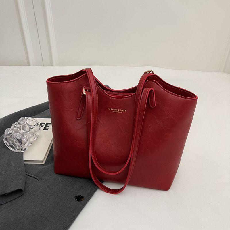 Red Big Bag for Women 2025 New Arrival Fancy Wedding Bridal Bag Large Capacity Commuter s All-Matching Shoulder Tote Bag Wine red without pendant
Red Big Bag for Women 2025 New Arrival Fancy Wedding Bridal Bag Large Capacity Commuter s All-Matching Shoulder Tote Bag Wine red without pendant