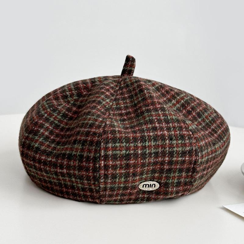 Retro Plaid Beret Women s Autumn and Winter Literary British Painter Hat Big Head Circumference Showing Face Small Versatile Pumpkin Hat One Size
Retro Plaid Beret Women s Autumn and Winter Literary British Painter Hat Big Head Circumference Showing Face Small Versatile Pumpkin Hat One Size