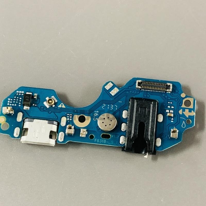 USB Charging Port Board Flex Cable Connector For Infinix Smart 6 X6511 Charging flex Board With IC Replacement X6511
USB Charging Port Board Flex Cable Connector For Infinix Smart 6 X6511 Charging flex Board With IC Replacement X6511