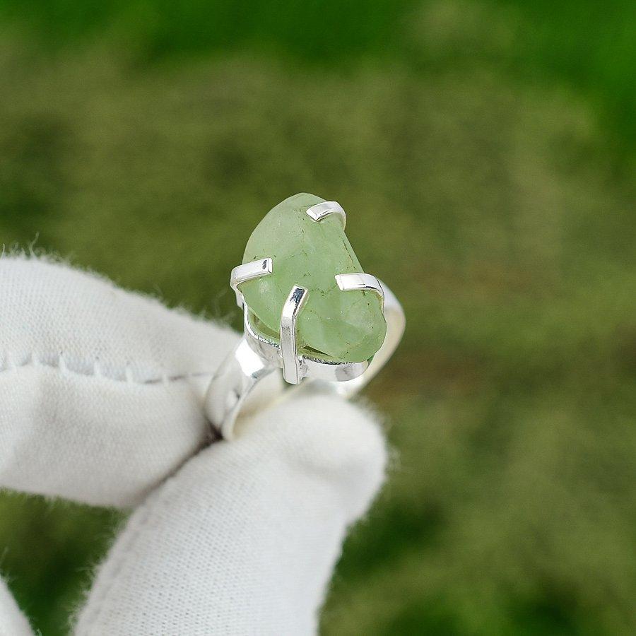 925 Sterling Silver Prehnite Gemstone Artisan Statement Stackable Ring Size 7.5 7.5
925 Sterling Silver Prehnite Gemstone Artisan Statement Stackable Ring Size 7.5 7.5