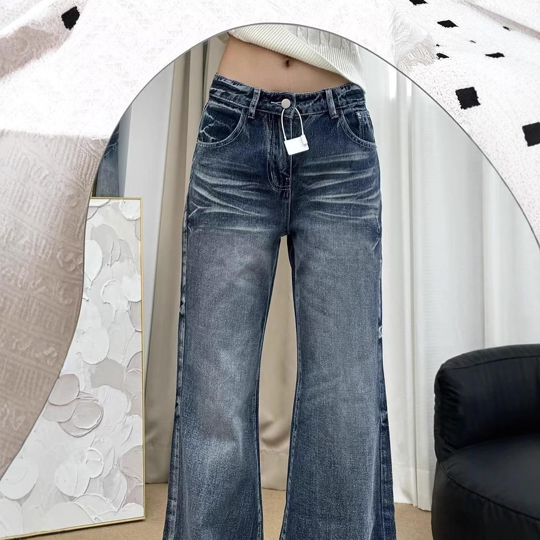Women s Low Waist Retro Flared Fleece Jeans - Loose, Non-Clingy Wide-Leg Pants for Autumn and Winter. S
Women s Low Waist Retro Flared Fleece Jeans - Loose, Non-Clingy Wide-Leg Pants for Autumn and Winter. S