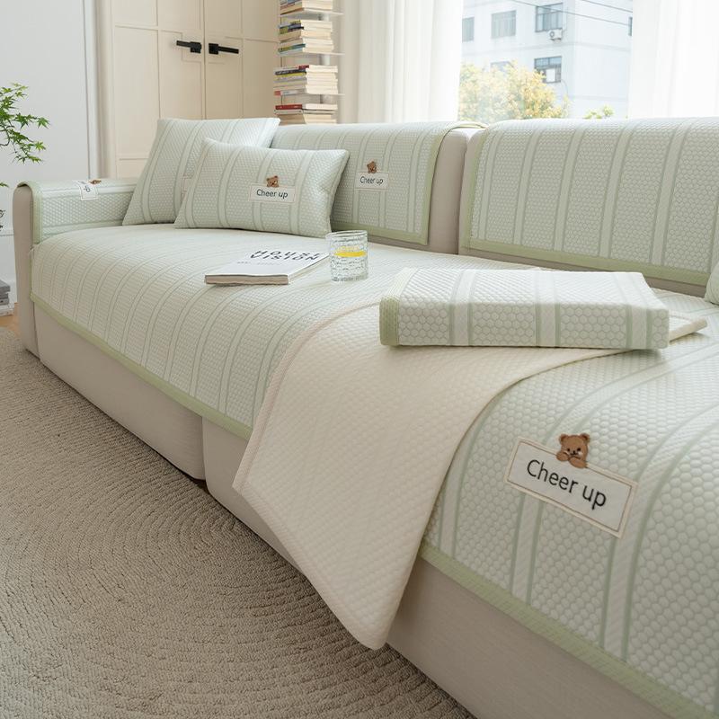 Summer Leather Sofa Cover Cover Cloth Summer Mat Mat Fixed Non-Slip Seat Cushion Cool Feeling Ice Silk Sofa Cushion 70*70cm
Summer Leather Sofa Cover Cover Cloth Summer Mat Mat Fixed Non-Slip Seat Cushion Cool Feeling Ice Silk Sofa Cushion 70*70cm