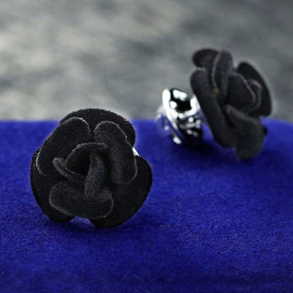 Brooch Shirt Garment Accessory Unisex In High Quailty Velvet Black
Brooch Shirt Garment Accessory Unisex In High Quailty Velvet Black