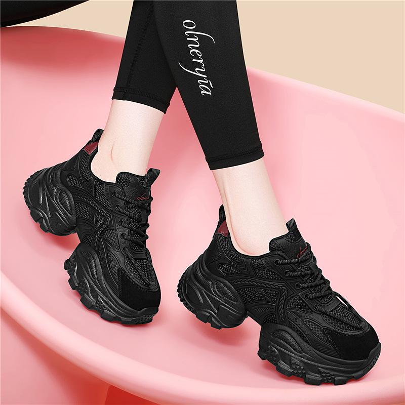 Black dad shoes women s autumn and winter new thick-soled heightening versatile lightweight casual sports soft-soled travel shoes 34
Black dad shoes women s autumn and winter new thick-soled heightening versatile lightweight casual sports soft-soled travel shoes 34