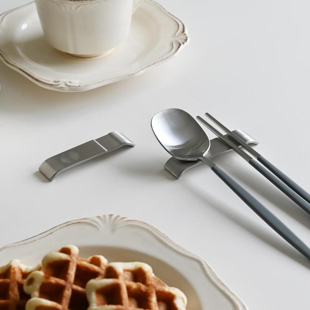 Domestic all-stainless steel spoon rest satin silver 1P
Domestic all-stainless steel spoon rest satin silver 1P