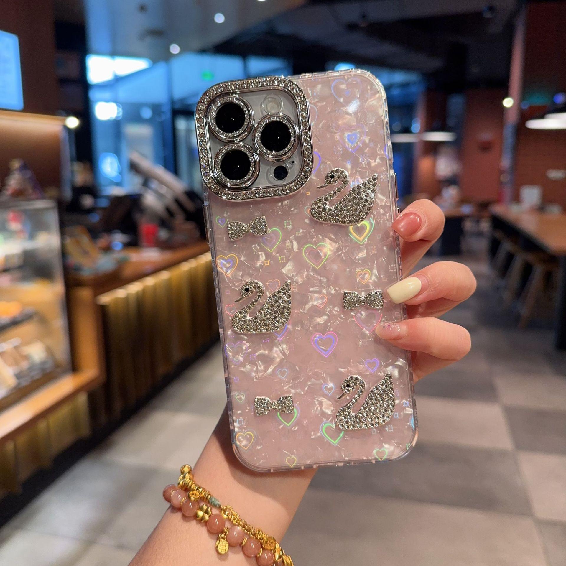 Little Swan Shell Pattern Bow Phone Case with Bracelet for iPhone 17 Pro Max/15/14 Compatible with Apple Laser Design iPhone 15
Little Swan Shell Pattern Bow Phone Case with Bracelet for iPhone 17 Pro Max/15/14 Compatible with Apple Laser Design iPhone 15
