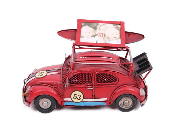 Декоративная металлическая машина с рамой и копилкой 
Декоративная металлическая машина с рамой и копилкой