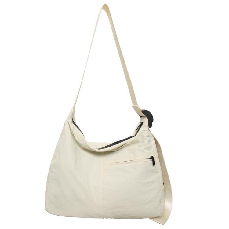 Мужская и женская модная наплечная сумка кроссбоди сумка-тоут 40*12*35cm белый
Мужская и женская модная наплечная сумка кроссбоди сумка-тоут 40*12*35cm белый