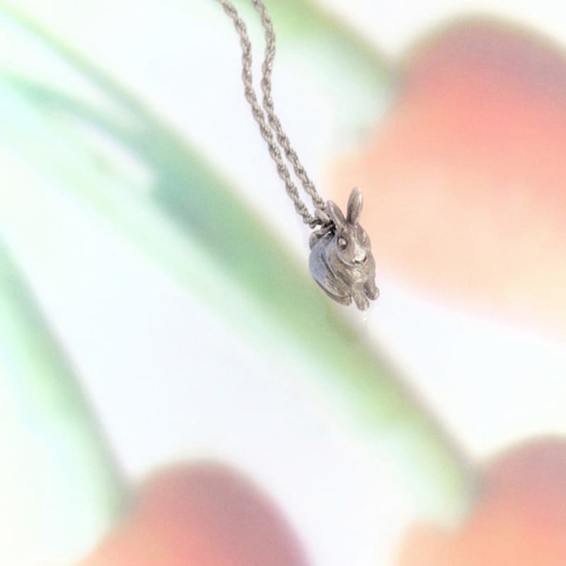 YEONSEUNG Black rabbit necklace os
YEONSEUNG Black rabbit necklace os