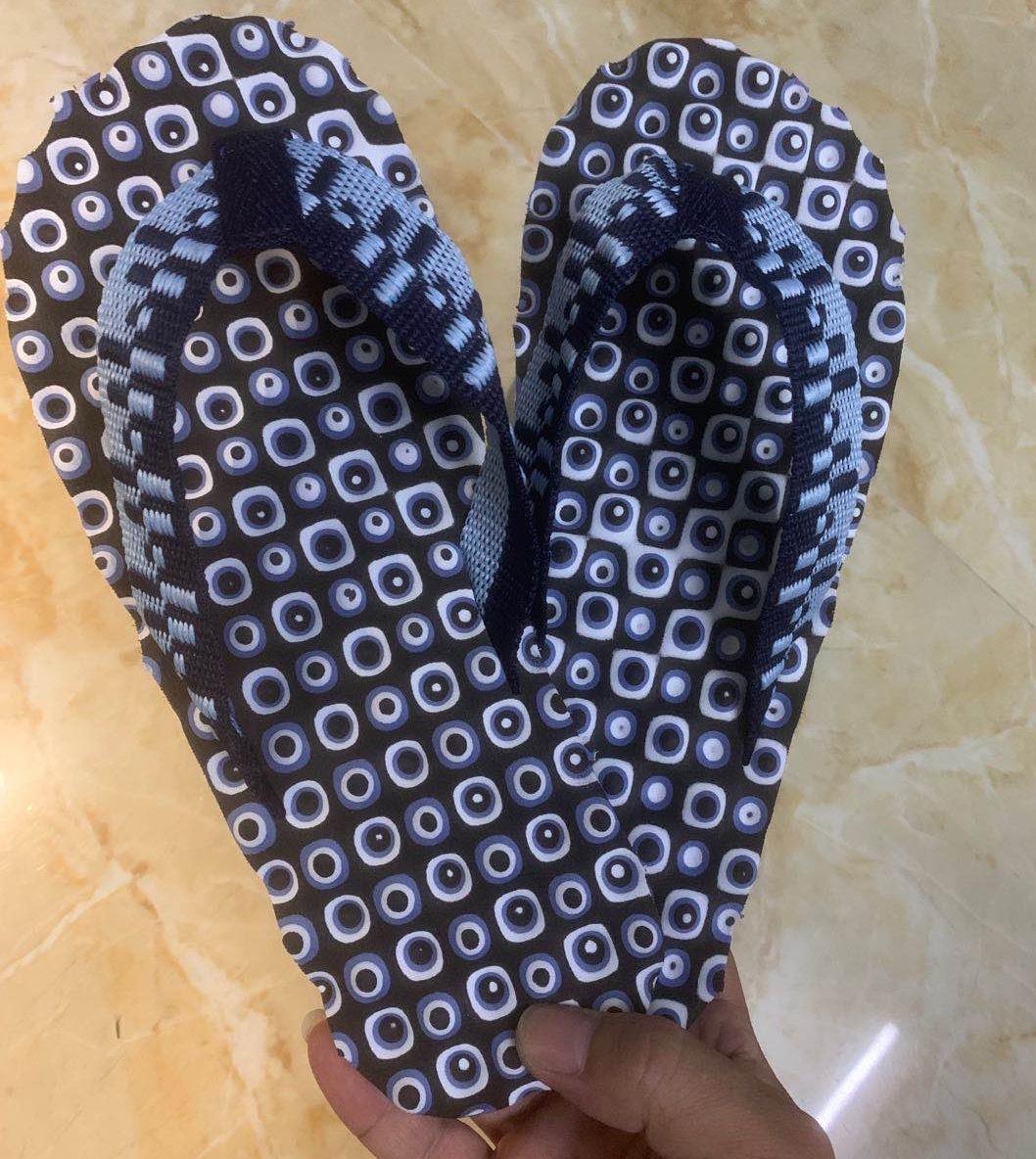 22 цвета шлепанцы, мужские тапочки, мужская повседневная персонализированная уличная модная пляжная обувь 45
22 цвета шлепанцы, мужские тапочки, мужская повседневная персонализированная уличная модная пляжная обувь 45