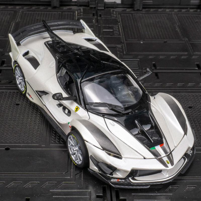 Bburago Ferrari FXX K Игрушка-модель автомобиля из сплава с инерционным механизмом, звуком и светом
Bburago Ferrari FXX K Игрушка-модель автомобиля из сплава с инерционным механизмом, звуком и светом