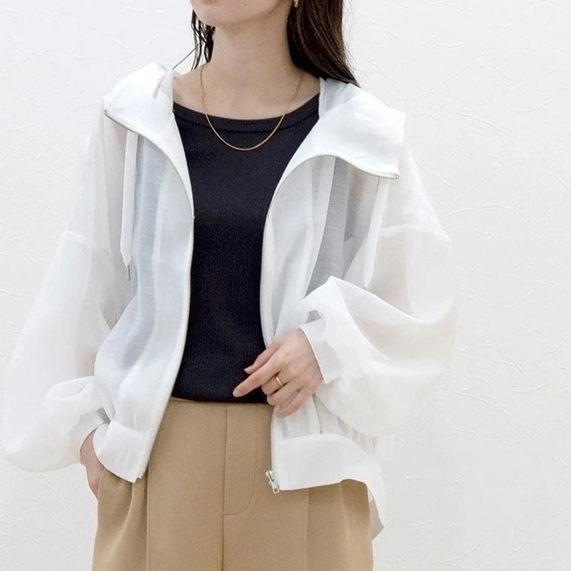 Women s Petite Japanese Summer Sun Protection Jacket - Simple Loose Fit, Lightweight, Casual Large білий
Women s Petite Japanese Summer Sun Protection Jacket - Simple Loose Fit, Lightweight, Casual Large білий