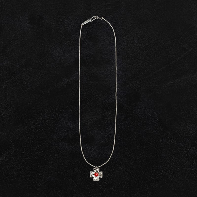 lowool Red cross silver necklace 48cm
lowool Red cross silver necklace 48cm