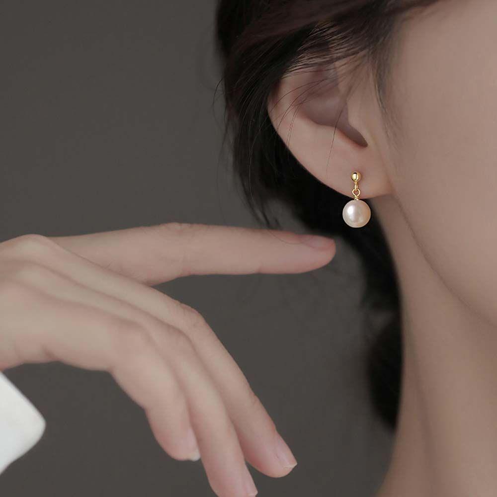 Gifts Artificial Pearl Temperament Women Stud Earrings Metal Drop Earrings Korean Dangle Earrings срібний
Gifts Artificial Pearl Temperament Women Stud Earrings Metal Drop Earrings Korean Dangle Earrings срібний