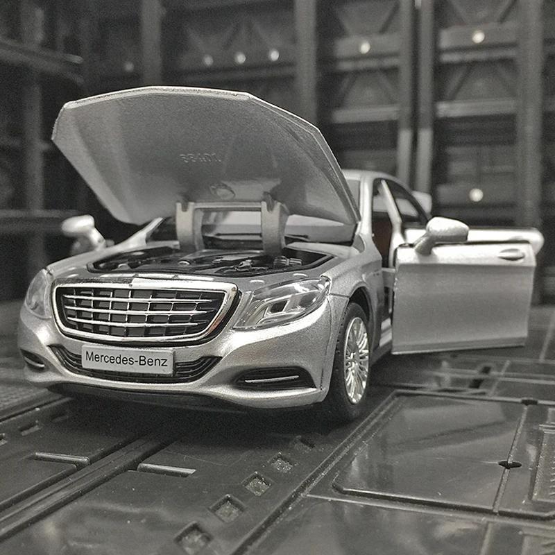 1:32 scale Mercedes-Benz Maybach S600 four-door luxury car model sound and light pull back metal ornaments collection boy toy срібний
1:32 scale Mercedes-Benz Maybach S600 four-door luxury car model sound and light pull back metal ornaments collection boy toy срібний