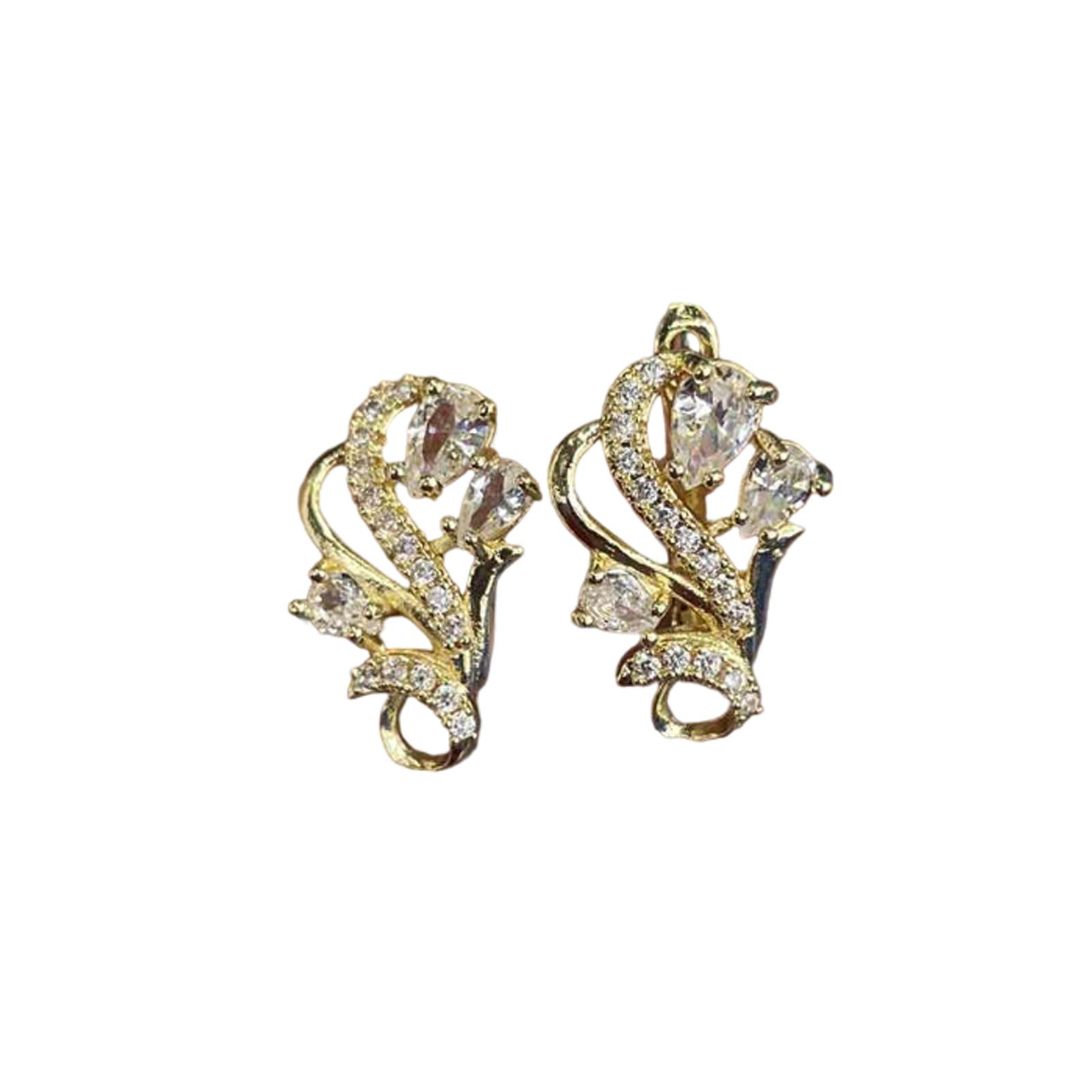 Hollow Butterfly Rose Stud Earrings with Embedded Crystals Fashionable Lightweight Elegant Design for Women and Girls one size
Hollow Butterfly Rose Stud Earrings with Embedded Crystals Fashionable Lightweight Elegant Design for Women and Girls one size
