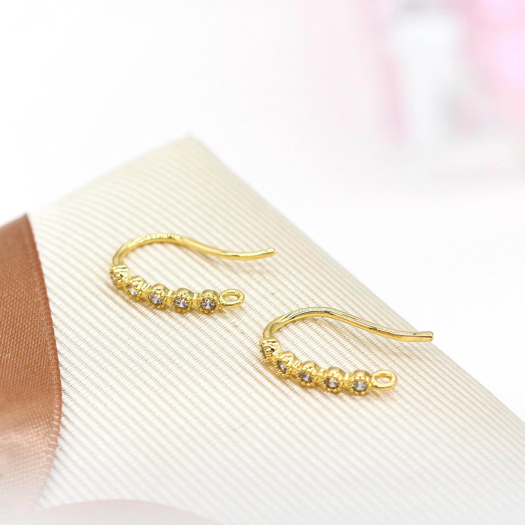 Korean Style 14K Gold-Plated Zircon Earring Components & White Gold Earring Hooks for DIY Jewelry
Korean Style 14K Gold-Plated Zircon Earring Components & White Gold Earring Hooks for DIY Jewelry