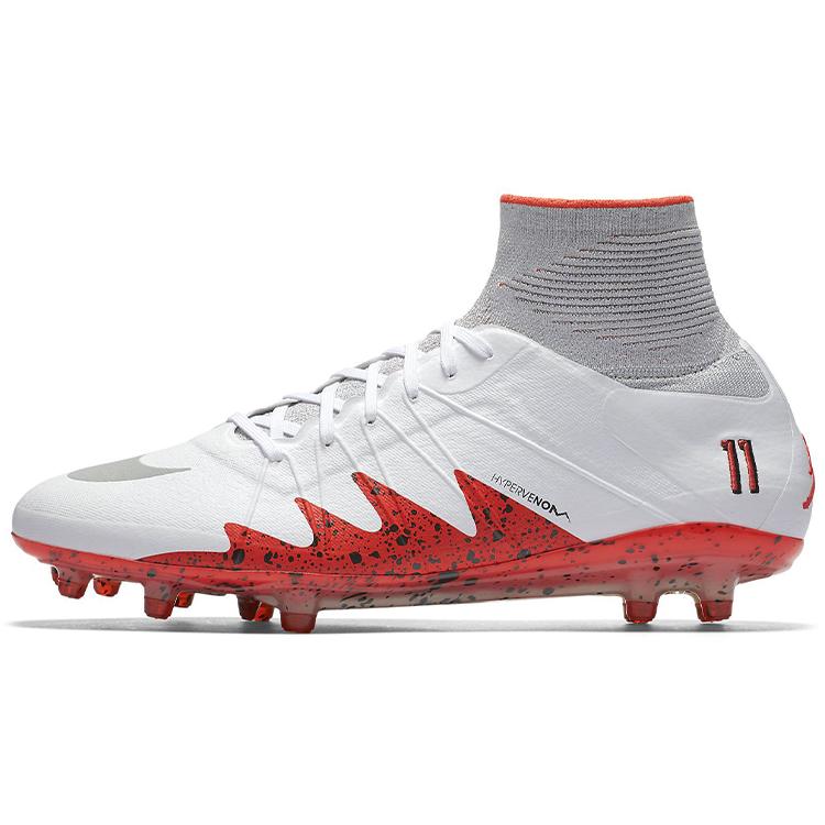 Nike Hypervenom Phantom II Njr Fg Neymar Білий 820117-106 40.5
Nike Hypervenom Phantom II Njr Fg Neymar Білий 820117-106 40.5