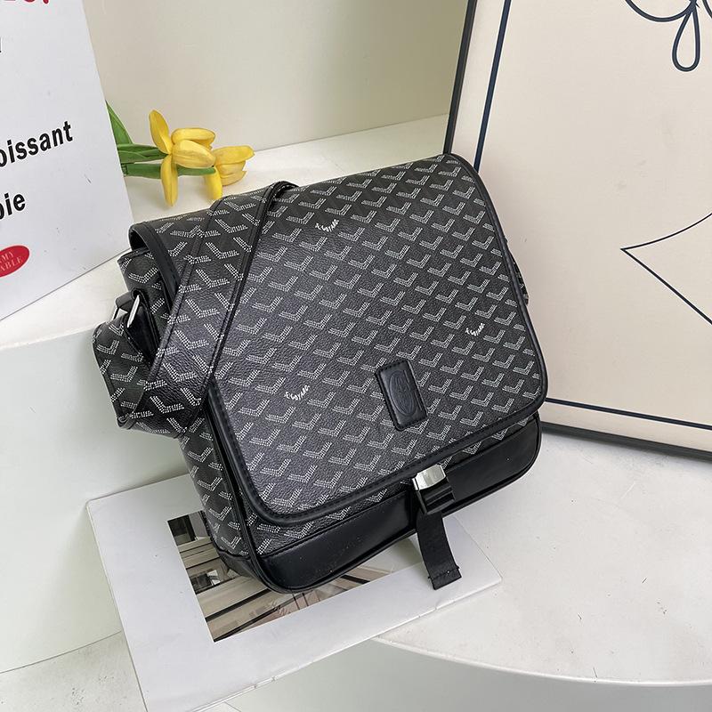 Dogtooth Goya Citadin Postman Bag Large Capacity Crossbody Flip Retro Commuter Men s Shoulder Women 28x6x27
Dogtooth Goya Citadin Postman Bag Large Capacity Crossbody Flip Retro Commuter Men s Shoulder Women 28x6x27