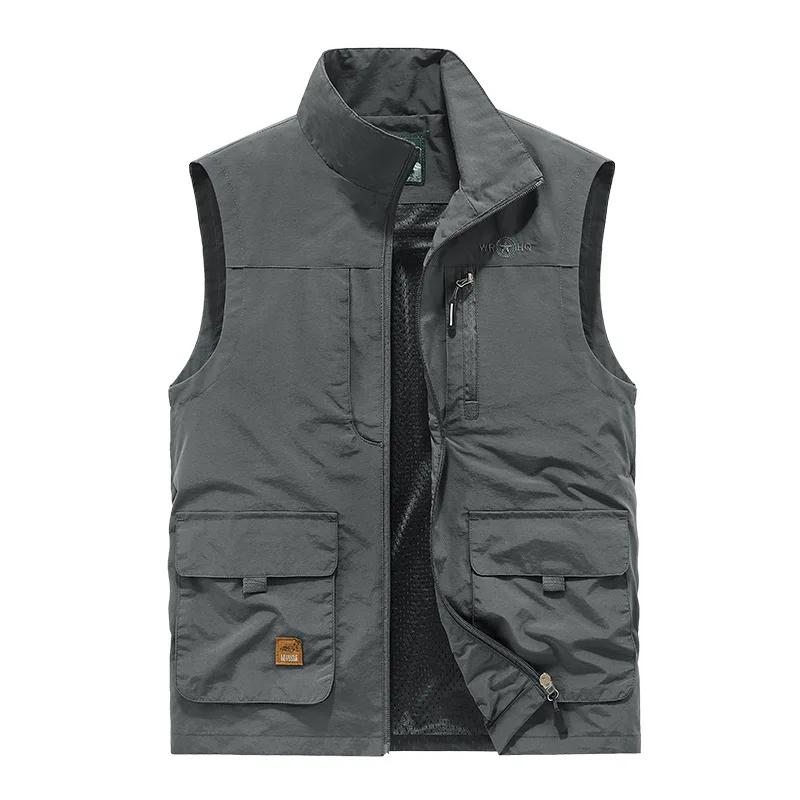 Spring Autumn Sleeveless Vest Man New Solid Color Fashion Pocket High Street Casual Cardigan Zipper Personality All-match Tops L сірий колір
Spring Autumn Sleeveless Vest Man New Solid Color Fashion Pocket High Street Casual Cardigan Zipper Personality All-match Tops L сірий колір