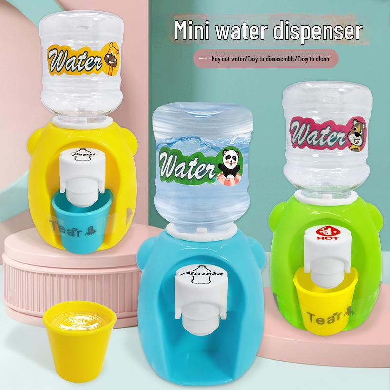 Детский мини-игровой набор для диспенсера воды в виде животных из мультфильмов для игровой кухни Guangdong Version
Детский мини-игровой набор для диспенсера воды в виде животных из мультфильмов для игровой кухни Guangdong Version