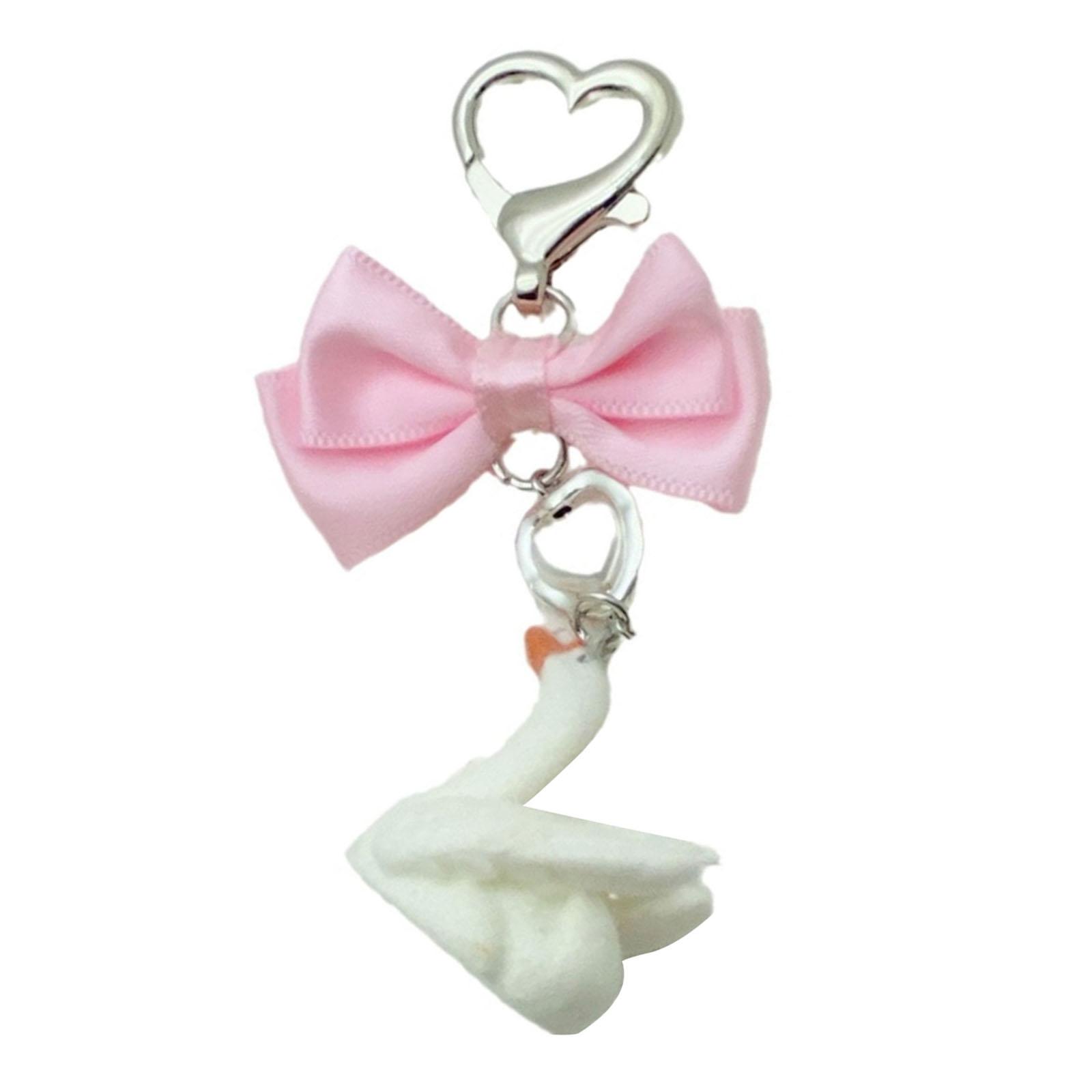 Брелок-подвеска в виде плюшевого лебедя с бантом, уникальный бархатный брелок-подвеска с бантом, уникальный подвесной шарм для модных нарядов
Брелок-подвеска в виде плюшевого лебедя с бантом, уникальный бархатный брелок-подвеска с бантом, уникальный подвесной шарм для модных нарядов