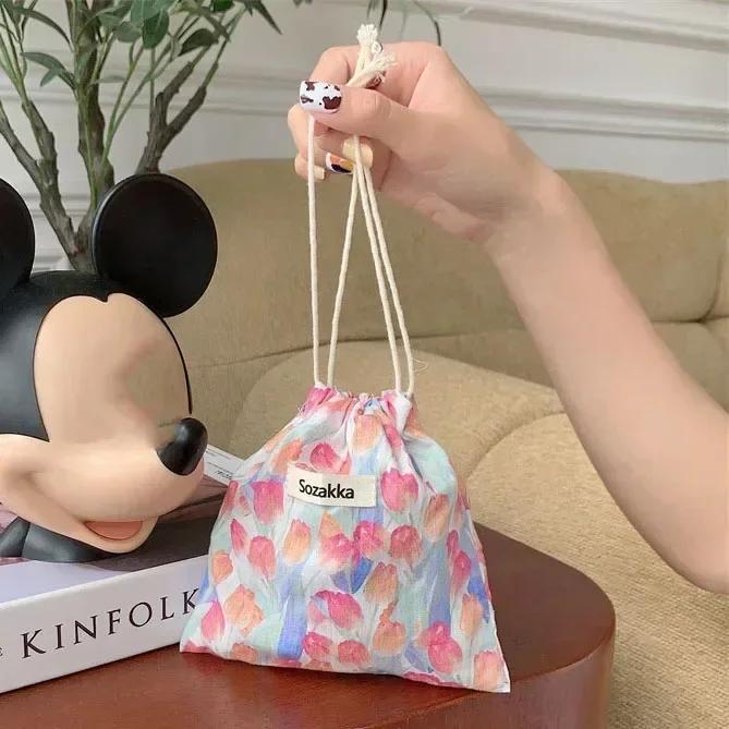 Women Small Flower Drawstring Cosmetic Bags Japanese Fashion Men Lipstick Toiletry Makeup Organizer Keys Earphone Storage Bags
Women Small Flower Drawstring Cosmetic Bags Japanese Fashion Men Lipstick Toiletry Makeup Organizer Keys Earphone Storage Bags