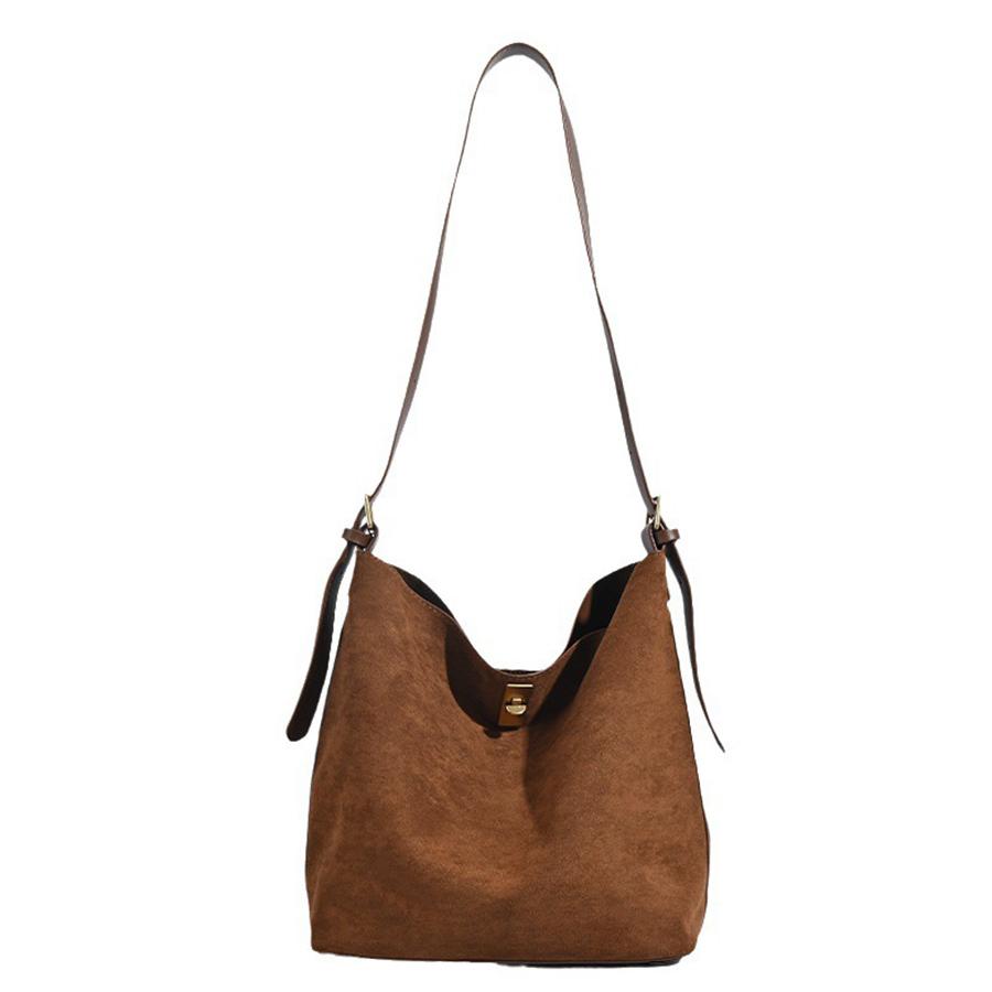 New Faux suede commuter bucket bag retro soft leather casual and versatile handbags large-capacity single-shoulder bag for women 29x16x29cm
New Faux suede commuter bucket bag retro soft leather casual and versatile handbags large-capacity single-shoulder bag for women 29x16x29cm