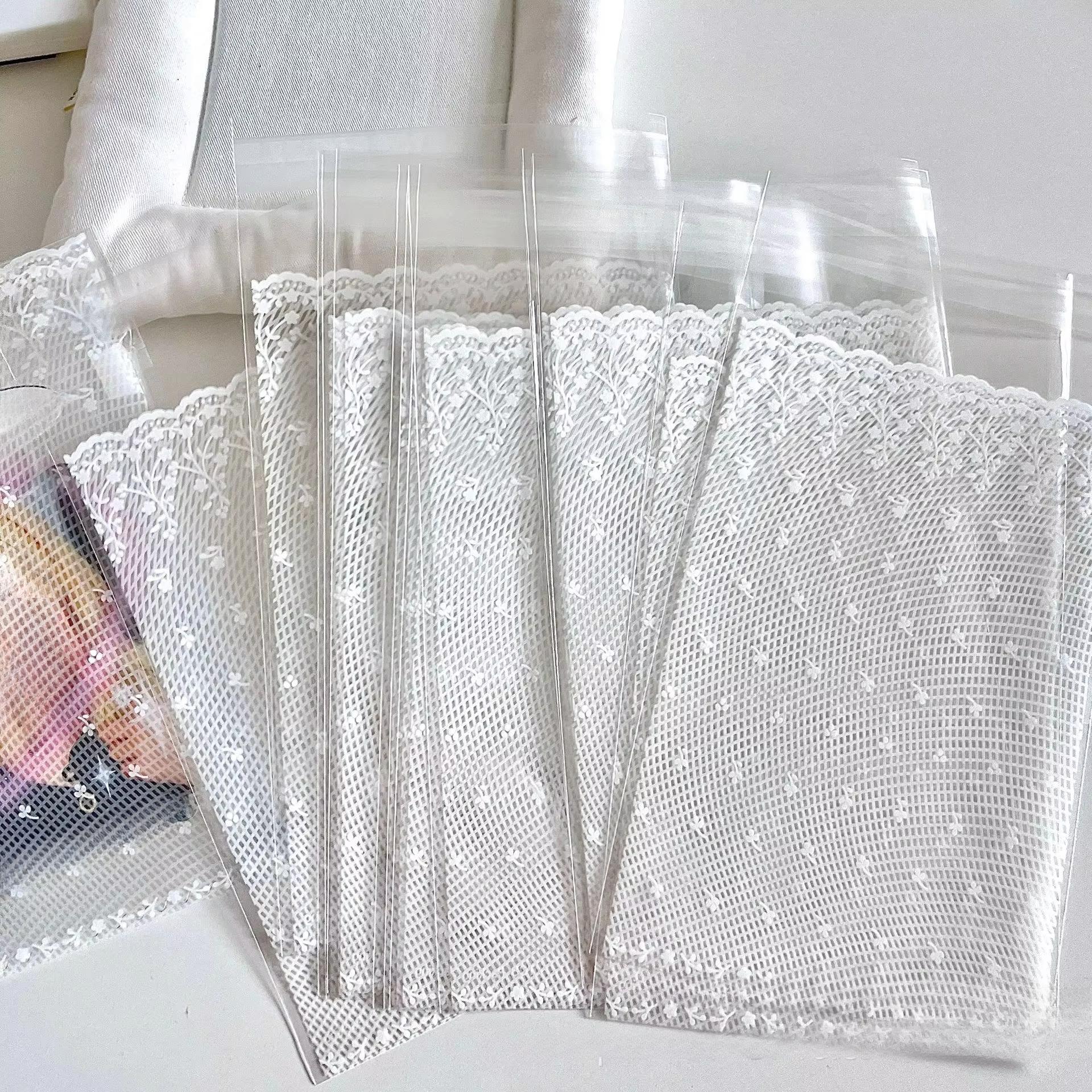 100 шт. Белый кружевной пакет из ОПП с самоклеящимся клапаном, эстетичный, для упаковки фотокарточек K-pop 3 дюйма, декоративный пакет, милая упаковка для подарков для карточек
100 шт. Белый кружевной пакет из ОПП с самоклеящимся клапаном, эстетичный, для упаковки фотокарточек K-pop 3 дюйма, декоративный пакет, милая упаковка для подарков для карточек