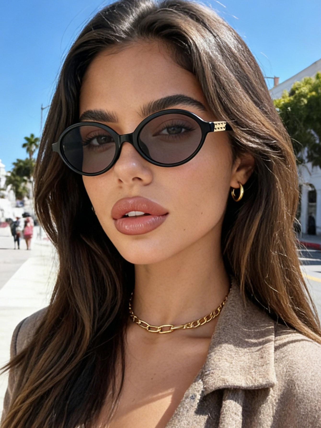 1PCS Fashionable Oval Sunglasses with Small Frame for Travel Photography Commuting Daily Wear UV Protection Eyewear чорний
1PCS Fashionable Oval Sunglasses with Small Frame for Travel Photography Commuting Daily Wear UV Protection Eyewear чорний