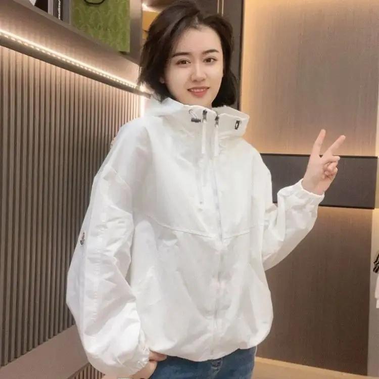 Женская тонкая куртка от солнца Весна/Осень Капюшон Повседневный Свободный крой Однослойная Женская Модная Верхняя одежда S белый
Женская тонкая куртка от солнца Весна/Осень Капюшон Повседневный Свободный крой Однослойная Женская Модная Верхняя одежда S белый