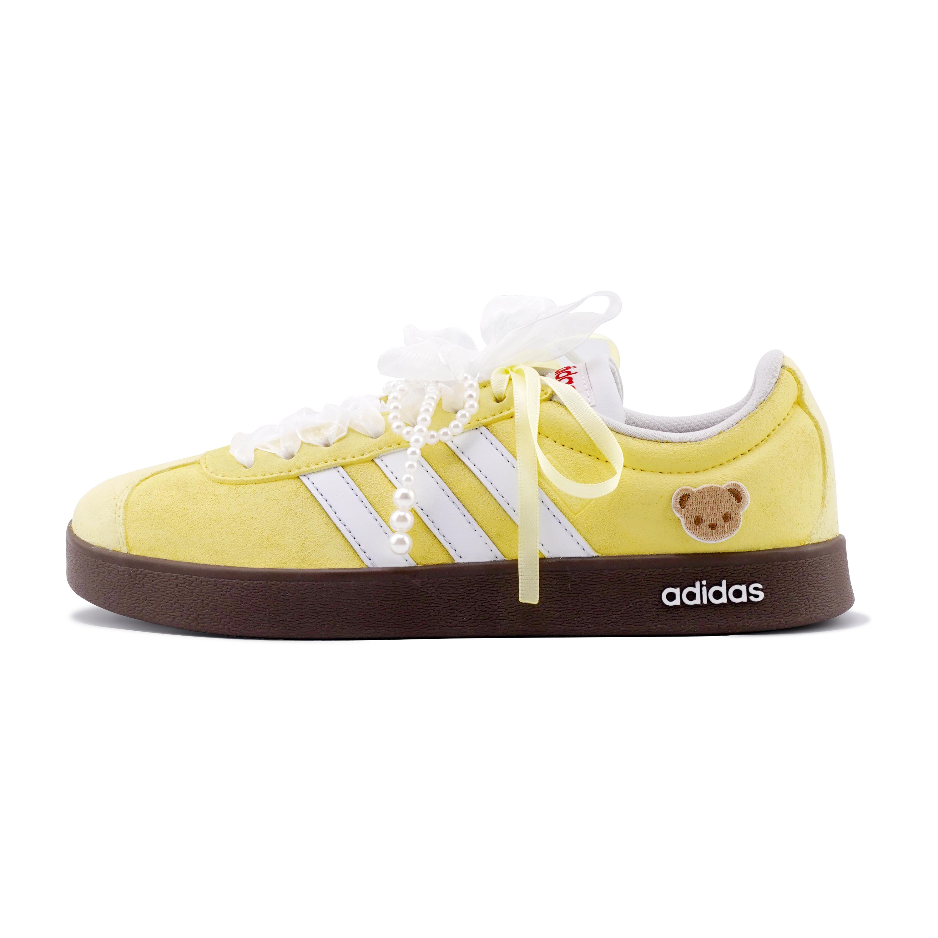 Adidas VL COURT 2.0 Lemon Dream Wander Slip Resistant Abrasion Resistant Low top Skateboard Shoes Unisex Light Yellow HQ1802(Team717-) 39⅓
Adidas VL COURT 2.0 Lemon Dream Wander Slip Resistant Abrasion Resistant Low top Skateboard Shoes Unisex Light Yellow HQ1802(Team717-) 39⅓