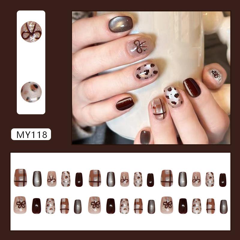 Retro plaid leopard print fine flash small bow cat eye European and American ins style patch removable 30 pieces
Retro plaid leopard print fine flash small bow cat eye European and American ins style patch removable 30 pieces