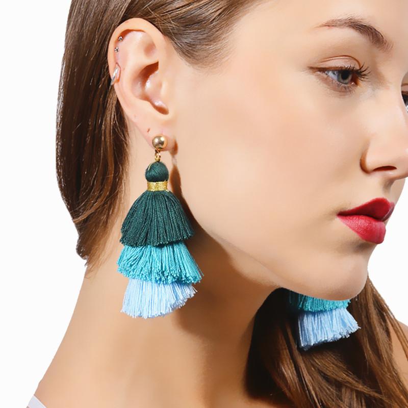 Fashion accessories, vintage ethnic cotton thread tower earrings, geometric multi-layer fringed earrings
Fashion accessories, vintage ethnic cotton thread tower earrings, geometric multi-layer fringed earrings