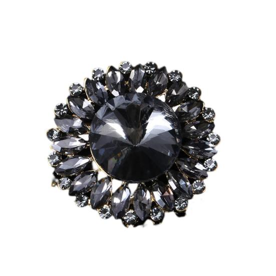 Брошь, значок, гальваника, стразы, геометрическая форма, темперамент, декоративное платье, устойчивая к ржавчине круглая брошь в форме цветка чёрный
Брошь, значок, гальваника, стразы, геометрическая форма, темперамент, декоративное платье, устойчивая к ржавчине круглая брошь в форме цветка чёрный