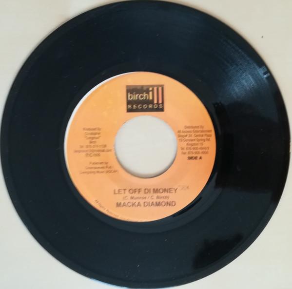7inch Record MACKA DIAMOND - Let Off Di Money NONE Birchill Record 2005 Jamaica Reggae, Ska & Dub Used
7inch Record MACKA DIAMOND - Let Off Di Money NONE Birchill Record 2005 Jamaica Reggae, Ska & Dub Used