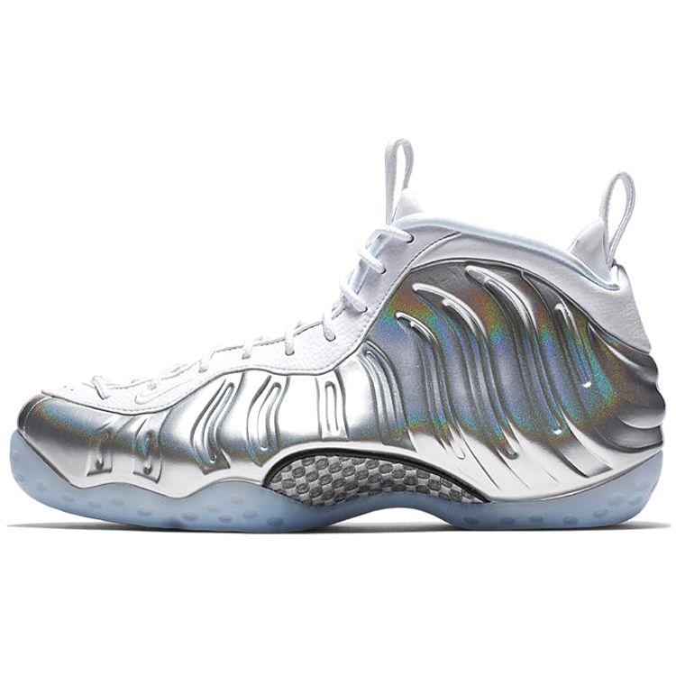 Женские кроссовки Nike Air Foamposite One Chrome серебристо-белые, хром-синие, AA3963-100
Женские кроссовки Nike Air Foamposite One Chrome серебристо-белые, хром-синие, AA3963-100