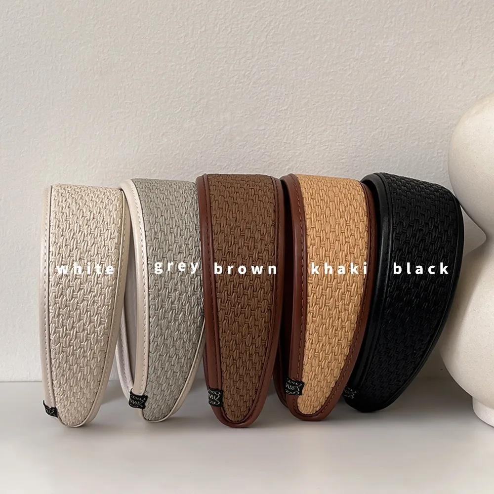 New Retro PU Leather Hairbands Wide Turbans Non-slip Hoop Headband Elegant Hair Accessories Women Girls Fashion Items Gifts
New Retro PU Leather Hairbands Wide Turbans Non-slip Hoop Headband Elegant Hair Accessories Women Girls Fashion Items Gifts