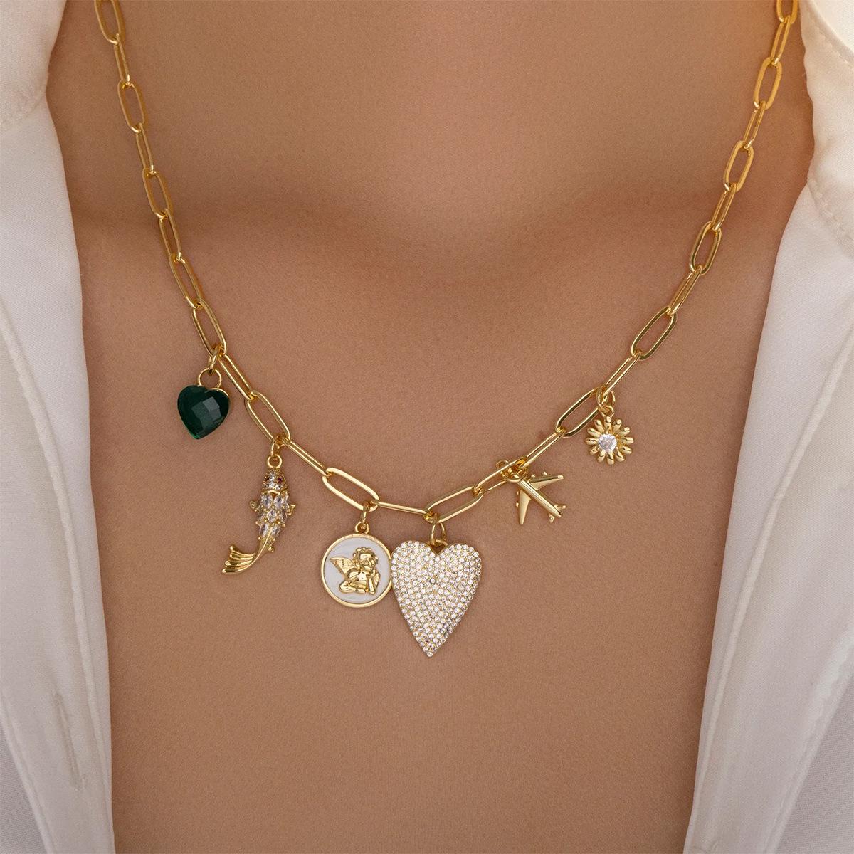 European and American INS Style Heart and Sunflower Pendant Necklace with Full Diamonds
European and American INS Style Heart and Sunflower Pendant Necklace with Full Diamonds