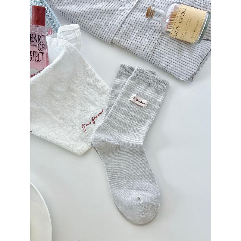 Female Spring Summer Fashion New English Cloth Standard Pinstripe Preppy Style Boneless Long Tube Pile Socks 1 pair сірий
Female Spring Summer Fashion New English Cloth Standard Pinstripe Preppy Style Boneless Long Tube Pile Socks 1 pair сірий