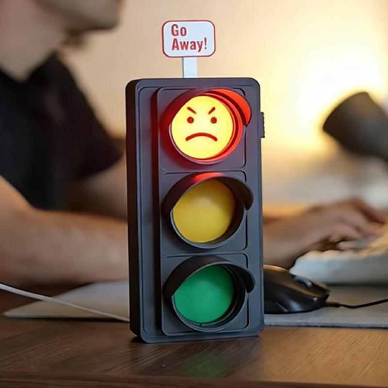 Creative Multifunctional USB Traffic Desktop Desk Busy/idle Status Signal Ornament Mood Status For Home Office Or Room Door
Creative Multifunctional USB Traffic Desktop Desk Busy/idle Status Signal Ornament Mood Status For Home Office Or Room Door